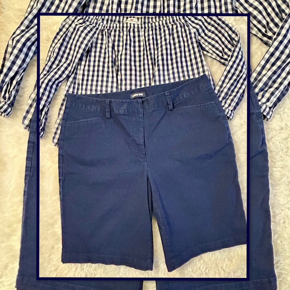 LANDS END WOMENS CARGO SHORTS NAVY BLUE 14